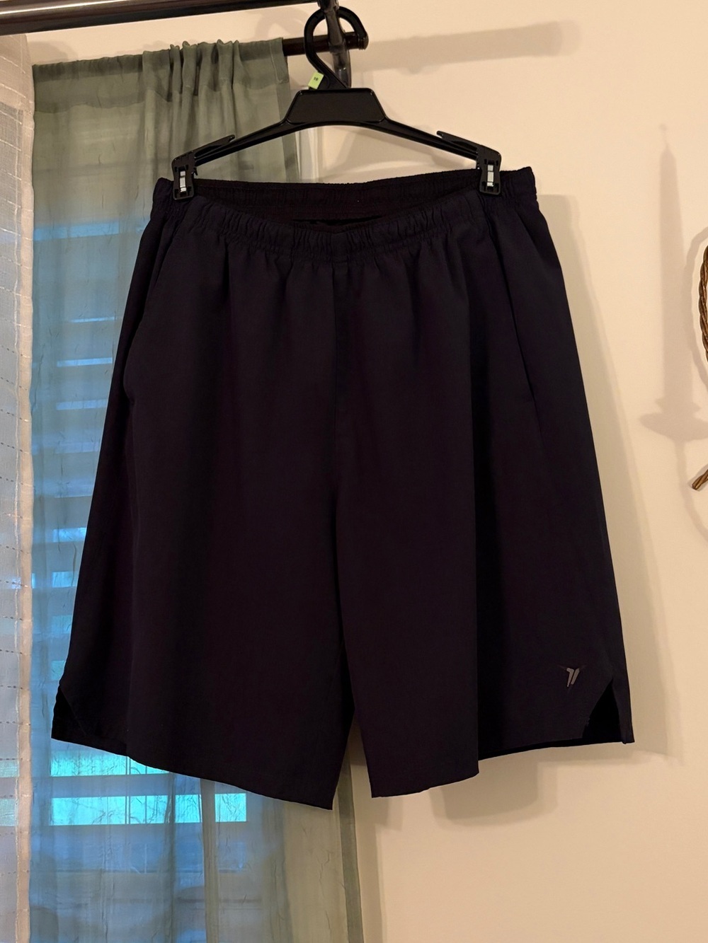 Old Navy Men's BLACK Athletic Shorts with Elastic Waist